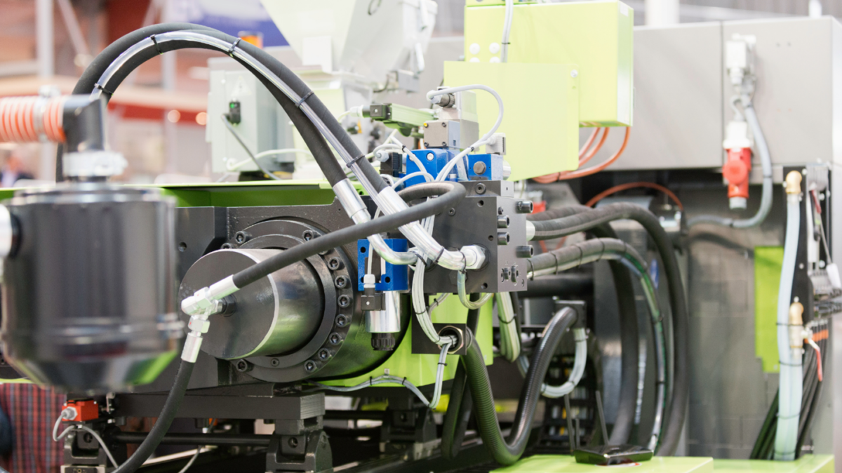 Important Tips for Your Injection Molding Auxiliary Equipment | LeVic ...