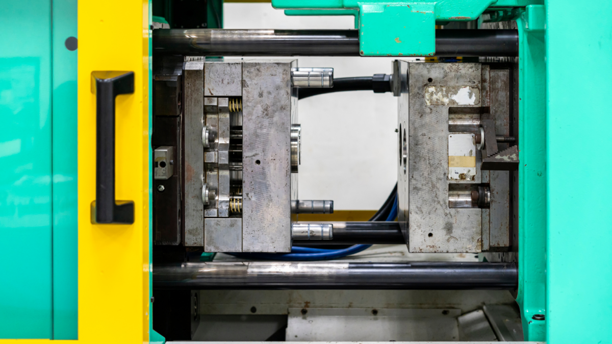 7 of the Most Noteworthy Benefits of Using a Kansas City Plastic Injection Molding Company