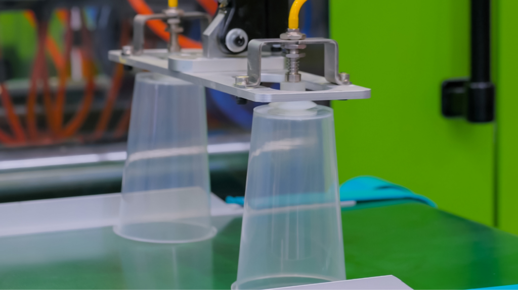 7 of the Most Noteworthy Benefits of Using a Kansas City Plastic