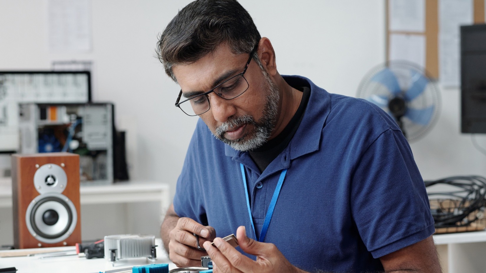 medical device housing plastics manufacturer in Irvine